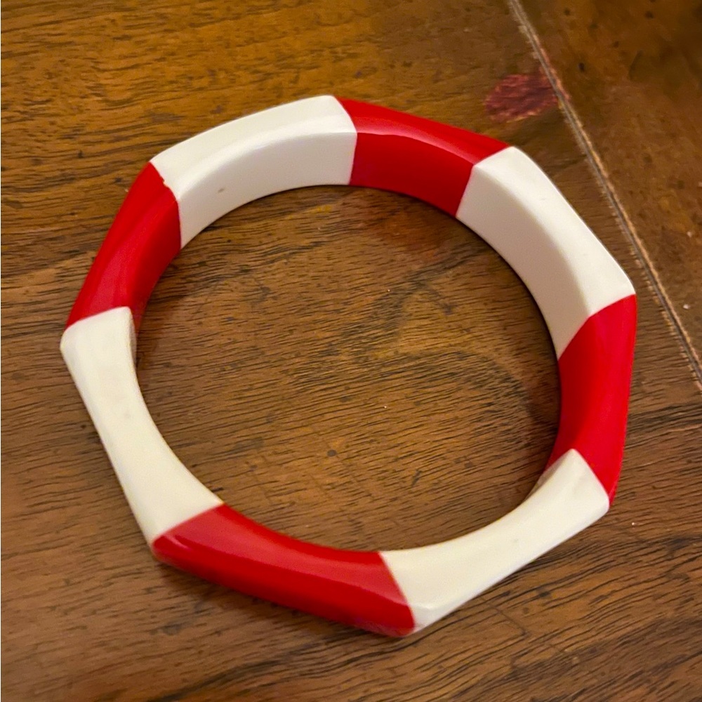 Vintage Lucite Bangle Bracelet - Red & White
